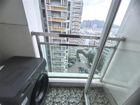 大芬油画苑-阳台