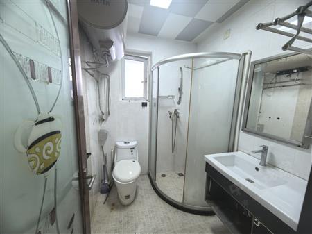 大芬油画苑-卫生间