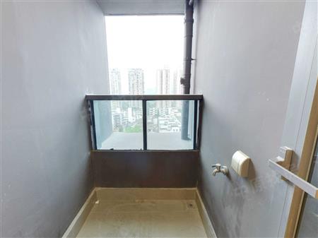 卓越荣津瀚海湾名庭-阳台