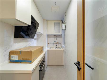 卓越荣津瀚海湾名庭-厨房