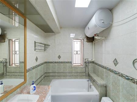 招商名仕花园-卫生间