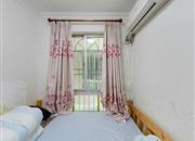 龙珠花园（C区）-次卧