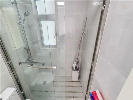 石厦花园-卫生间