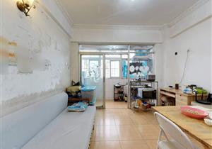 福中福商业城位于宝安新湖路与新安六路交汇处，地铁一号线坪洲站