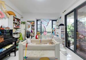 房子装修保养好，位置安排送入户花园