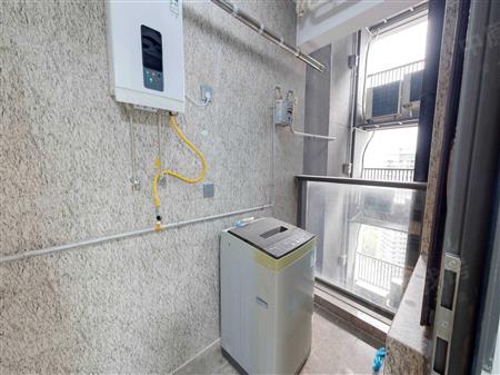 东海富汇豪庭-阳台