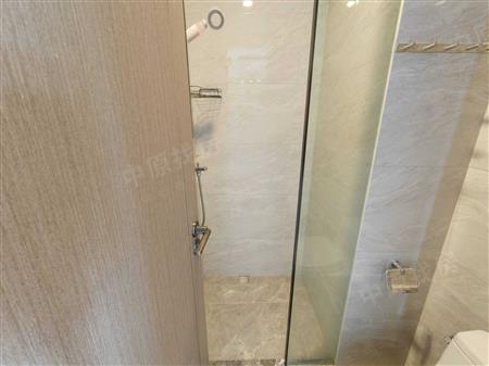 德弘天下华府-卫生间