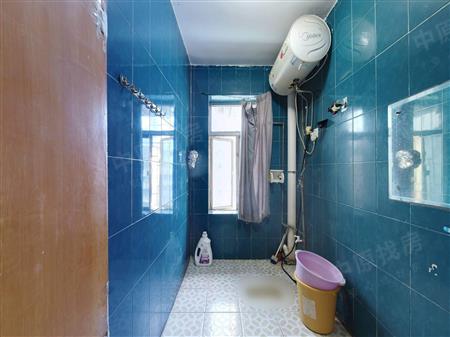 文汇花园-卫生间