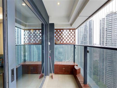 宝能城花园-阳台