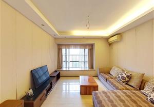 石芽岭片区，龙园意境，精装大三房，南北对流，三面采光，车位足