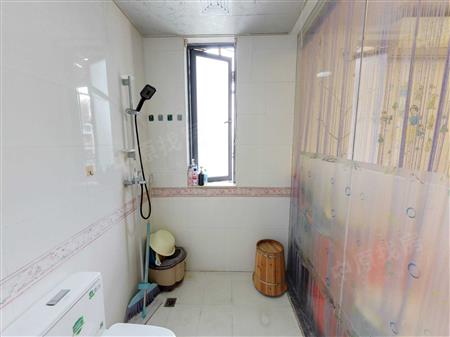 圣莫丽斯花园（三期）-卫生间