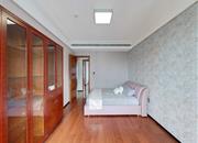 半岛城邦花园三期-次卧