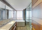 半岛城邦花园三期-卫生间