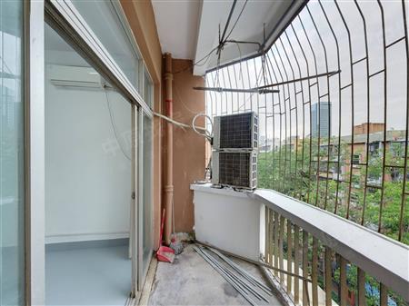 龙城花园-阳台