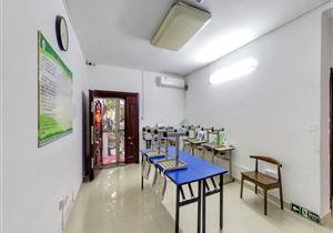 附近有医院，生活便利，配套齐全 地铁沿线，交通便利，出行快捷