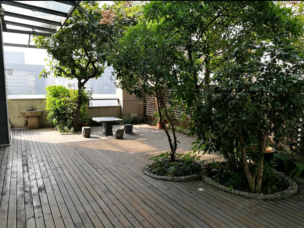 硅谷别墅三期中间位置物业出售 业主急了 诚心出手