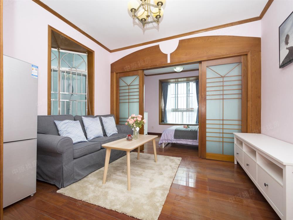 彩福大厦 嘉福阁 高层南向52平 满五唯,一 价格可谈